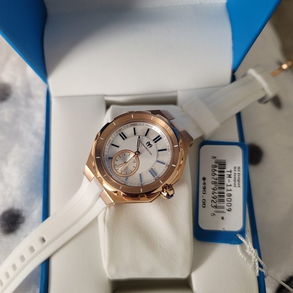 Technomarine Watch - Picture 6 of 6